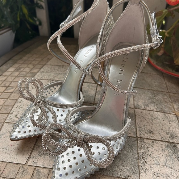 Gianni Bini Elegant Silver Women's Heels sz 10 nwob - Picture 4 of 4